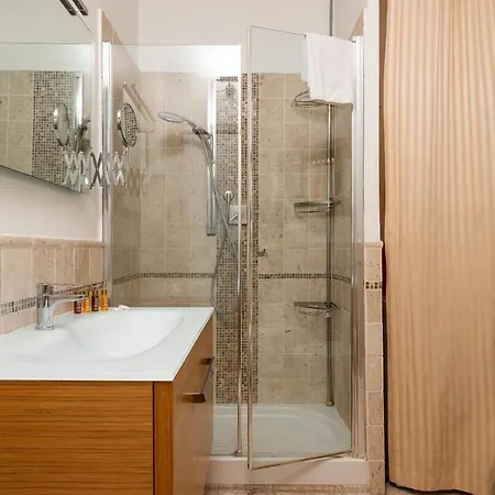 Via Di San Martino Ai Monti Lejlighed